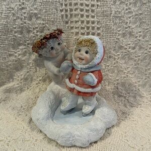 Dreamsicles - Skater’s Waltz
DC 412

Approximately 4”x 5”